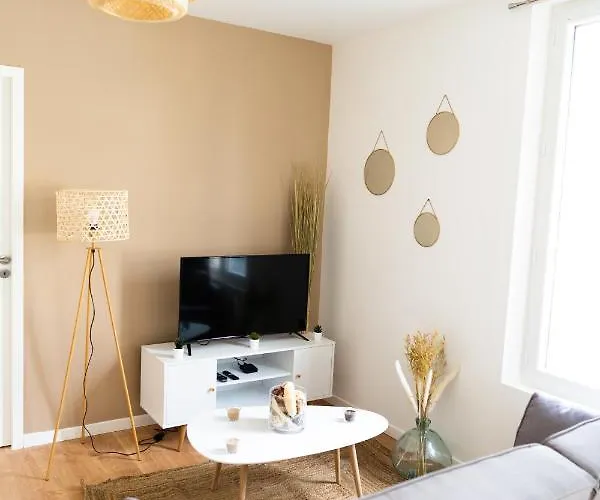 Spacieux Avec Parking Prive A شقة سوموور